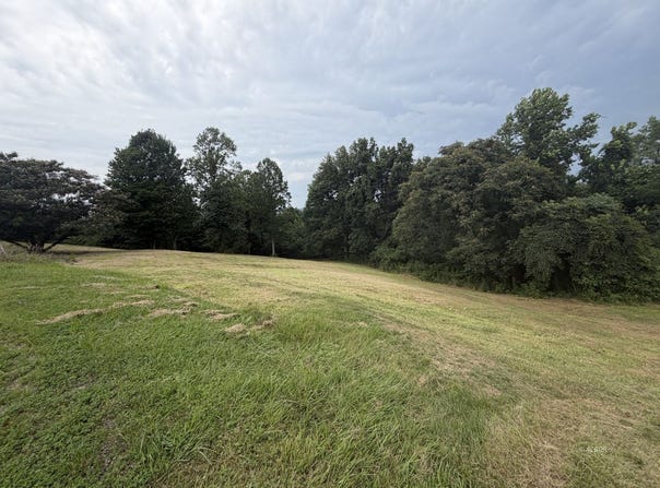 Jonathan Ln, Albany, OH 45710