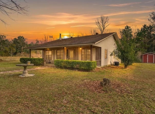 9015 92 S, Woodville, TX 75979