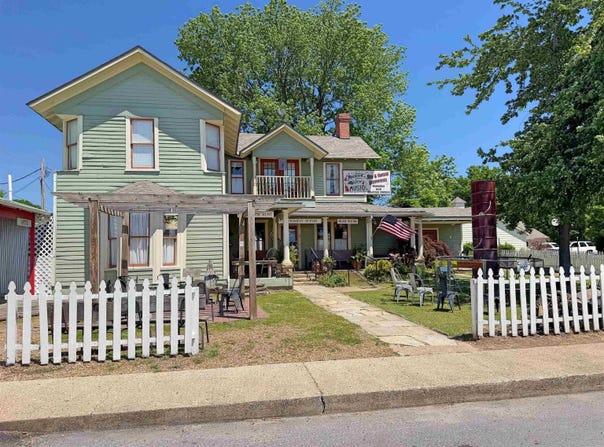 123 W Washington St., Mountain View, AR 72560
