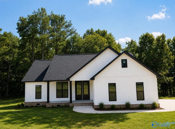 8767 Cox Gap Road, Boaz, AL 35956