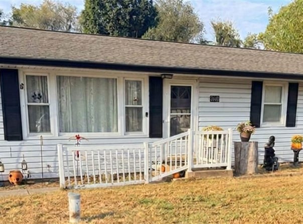 2600 E Thomas, Terre Haute, IN 47805