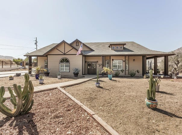 7197 Perlman Drive, Sanger, CA 93657