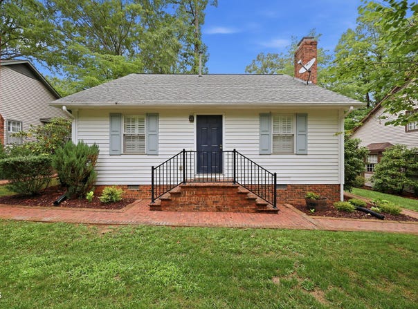 7 Willow Oak Street, Elon, NC 27244