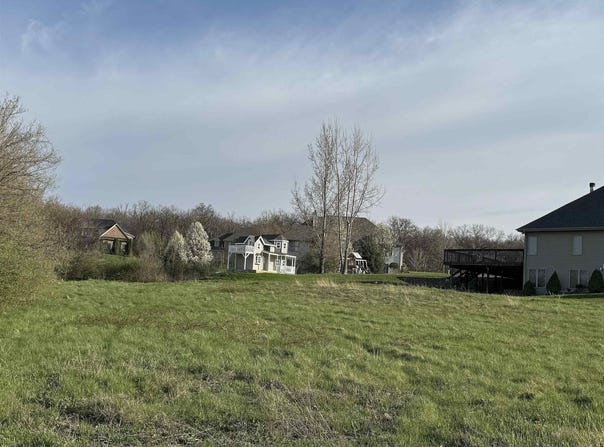 13062 DEER CROSSING, ROSCOE, IL 61073