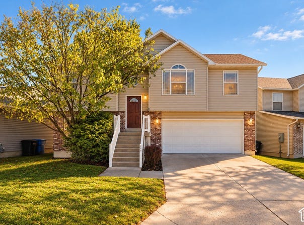 226 S ROSEWOOD Cir W, Logan, UT 84321