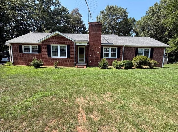 4470 Nc 268, Ararat, NC 27007