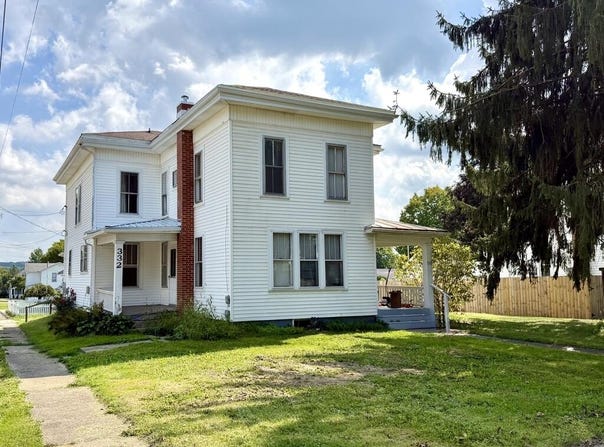 330-332 N Union St, Loudonville, OH 44842