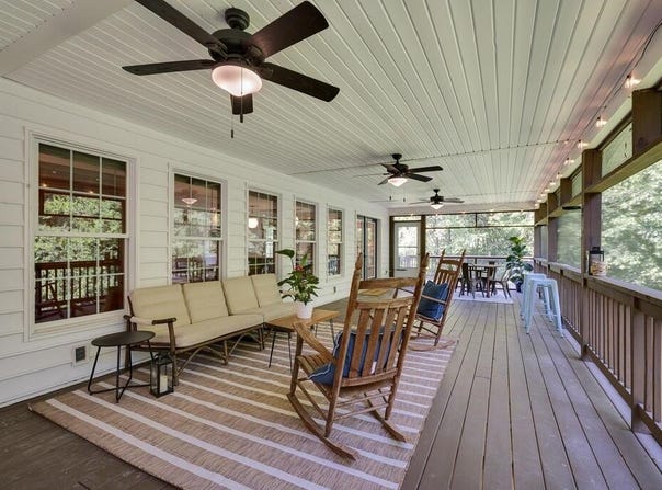 542 Ampthill, Cartersville, VA 23027