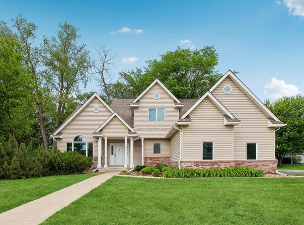 17123 Jonathan Court, Lakeville, MN 55044