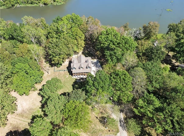188 Cypress Point Lane, Akron, AL 35441