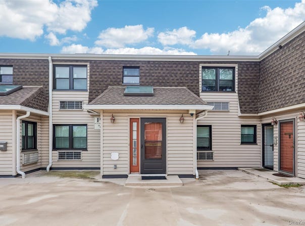 1331 Broadway, Hewlett, NY 11557