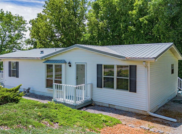 934 Cantrell Rd., Eddyville, KY 42038