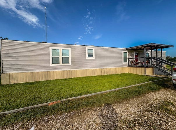 8406 Spell Rd, Needville, TX 77461