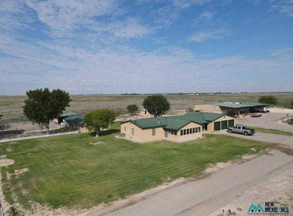 6660 Cherokee Rd, Dexter, NM 88230