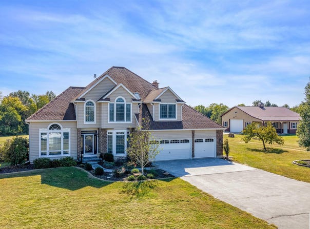 29150 Apple Valley Road, Sedalia, MO 65301