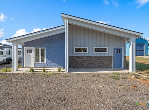 711 4th Street, Eddy, TX 76524
