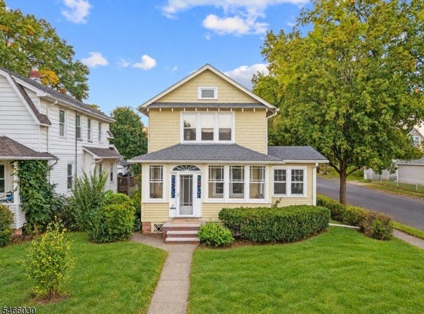 15 Edgar Pl, Nutley Twp., NJ 07110-1717