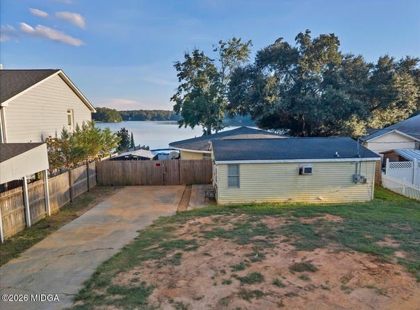 379 Edgewater Drive, Macon, GA 31220