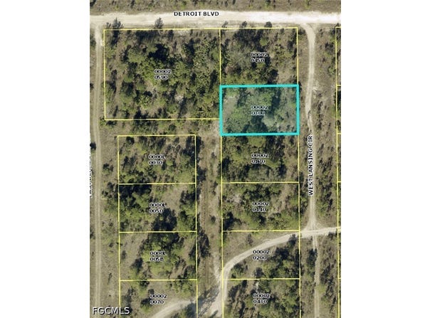 2070 W Lansing Circle, Alva, FL 33920