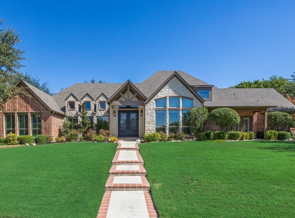 2400 Legend Drive, Heath, TX 75032