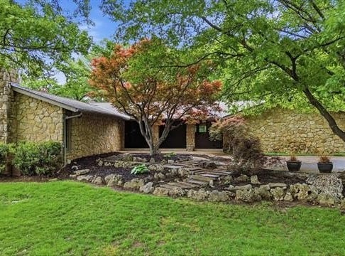 2499 E 49th Street, Tulsa, OK 74105