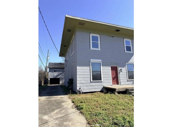 2985 avenue a, Beaumont, TX 77701