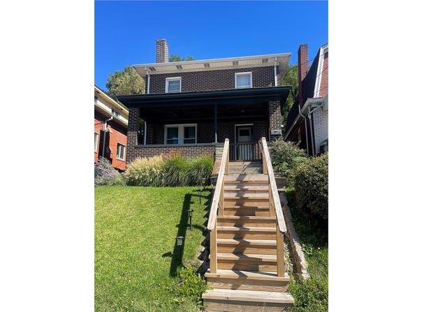 518 Atlantic Ave, Forest Hills Boro, PA 15221