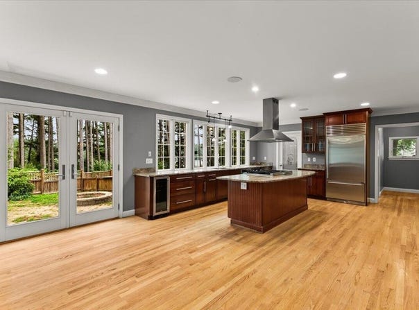 22 Red Pine Lane, Wareham, MA 02571