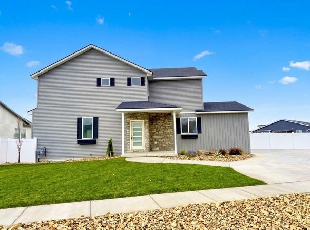 1018 Alpine Ave, Chubbuck, ID 83202