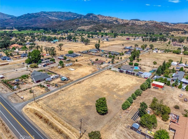 20950 San Diego, Middletown, CA 95461