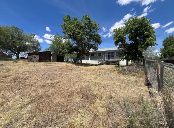 106 + 108 Gates Rd., West Magic, ID 83352