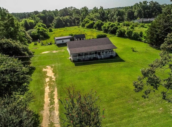 8724 E FM 1649, Gilmer, TX 75645
