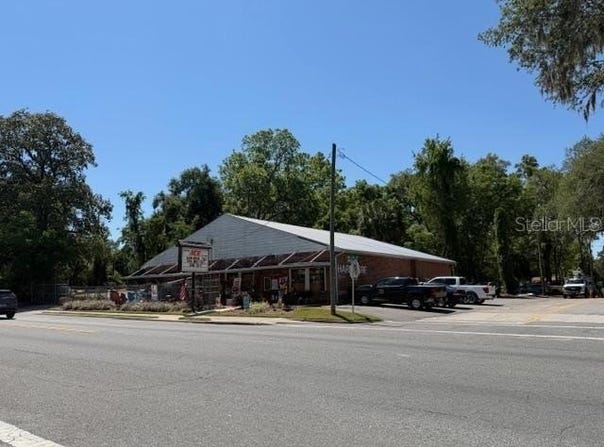 25155 W NEWBERRY Road, NEWBERRY, FL 32669