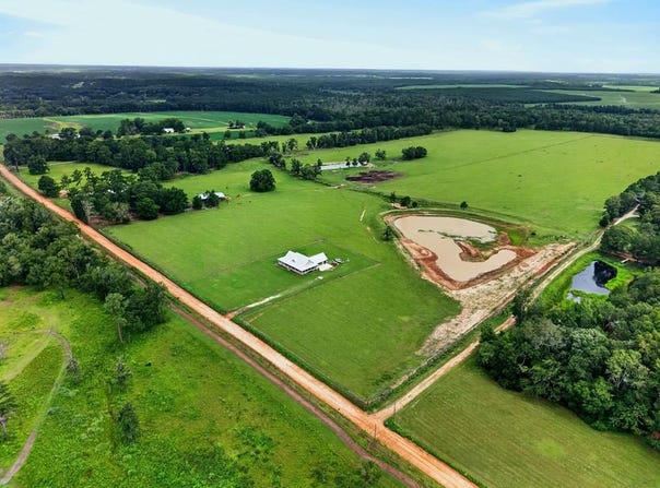 4497 Howard Road, Pavo, GA 31778