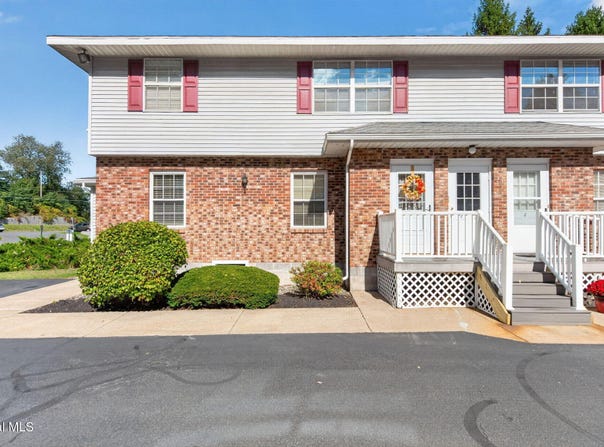 25E Pine Lane, Albany, NY 12203
