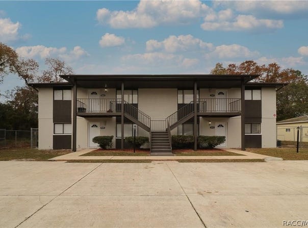 7851 Pinehurst Drive, Spring Hill, FL 34606