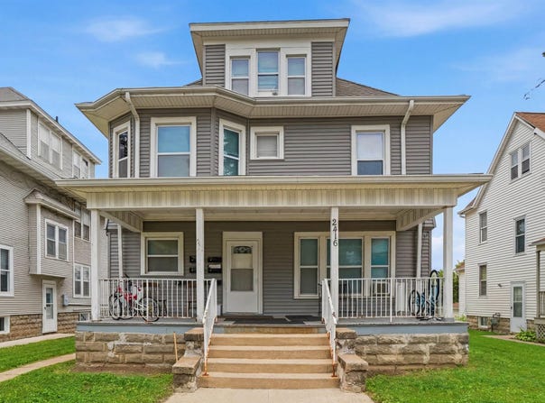 2416 Olive Street, Cedar Falls, IA 50613
