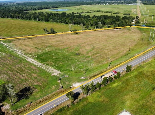 4769 Gray Rd, Vinton, LA 70668