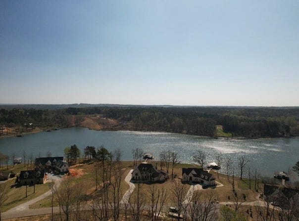 Shoreview Lane, HUNTINGDON, TN 38344