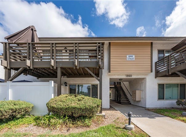 1360 W Lambert Road, La Habra, CA 90631