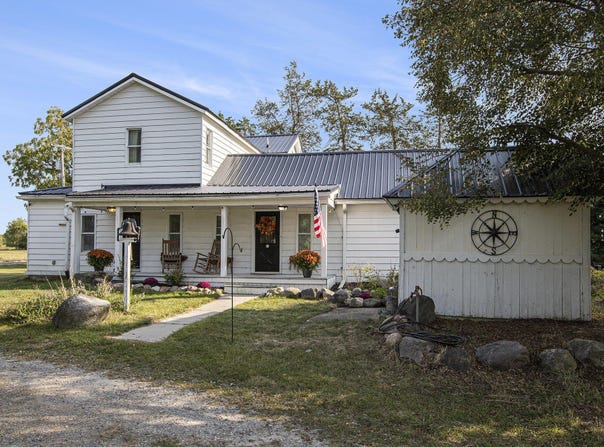 2960 Cedar Lake Road, Howell, MI 48843