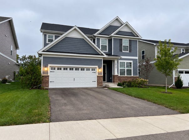 1017 Kessler Drive, Mundelein, IL 60060