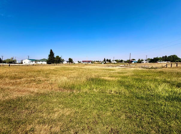 Clary Ave, Geraldine, MT 59446