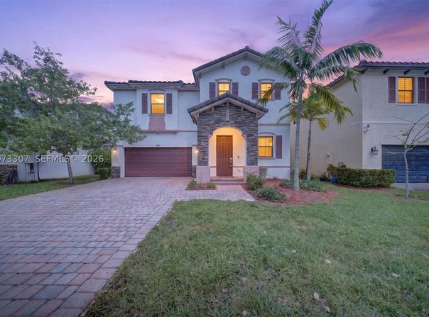9371 W 35th Ave, Hialeah, FL 33018
