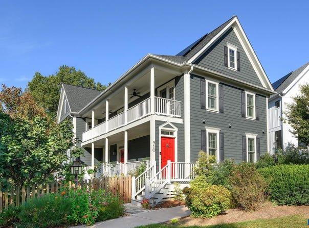 910 LOCHLYN HILL LN, CHARLOTTESVILLE, VA 22901