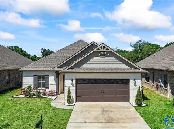 1811 Shadowbrook Lane SE, Cullman, AL 35055