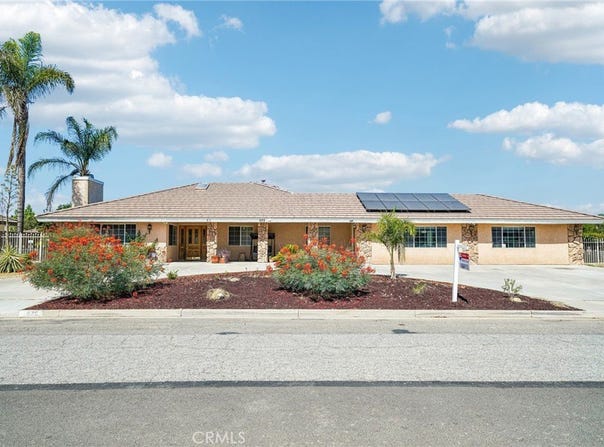 575 lauresa, Hemet, CA 92544