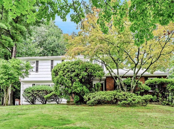 9 Bluejay Street, Spring Valley, NY 10977