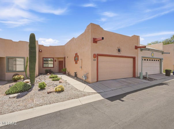 489 W Windham Boulevard, Green Valley, AZ 85614