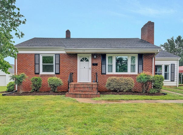 110 Montview Ave, Rocky Mount, VA 24151